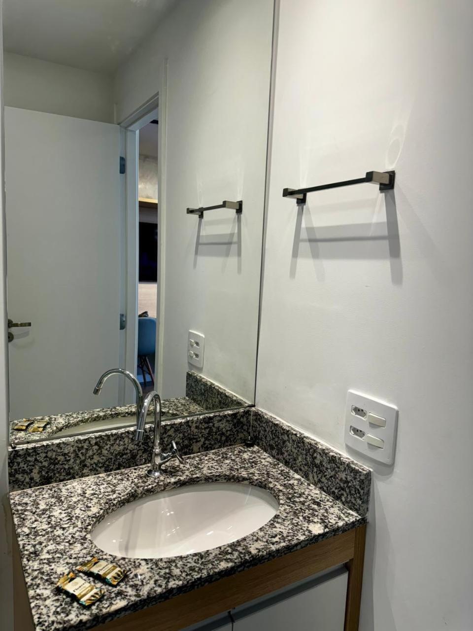 Charmoso Studio No Bras Com Piscina - Metro Bras São Paulo Exteriör bild